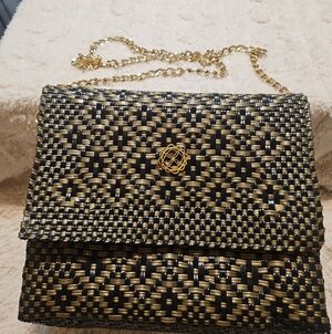 Woven Metallic Black & Gold Chain Shoulder Bag